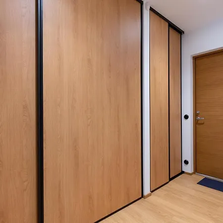 Self-check-in Spacious 1 Bedroom With Terrace And Free Parking Apartment Tallinn