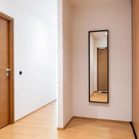 Self-check-in Spacious 1 Bedroom With Terrace And Free Parking Apartment Tallinn